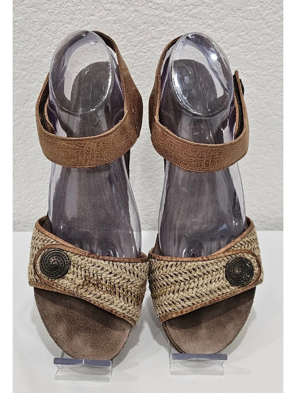 Taos Festival Women’s EU 40 US 9-9.5 Brown Leather Woven Wedge Sandals